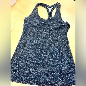 - Lululemon tank top